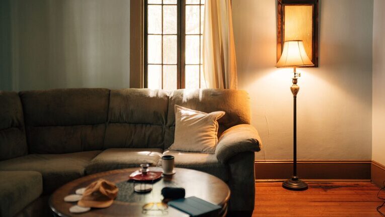 Tips for Creating a Cozy and Inviting Living Space on a Budget